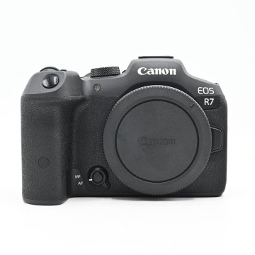 CANON EOS R7 (15000 CLICS)...