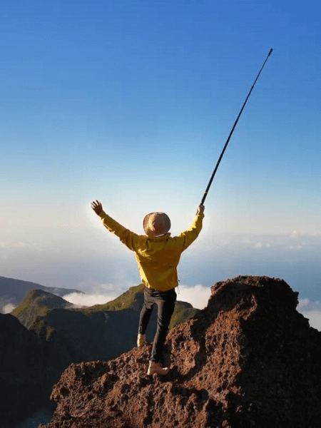 INSTA 360 X 4 sur une perche