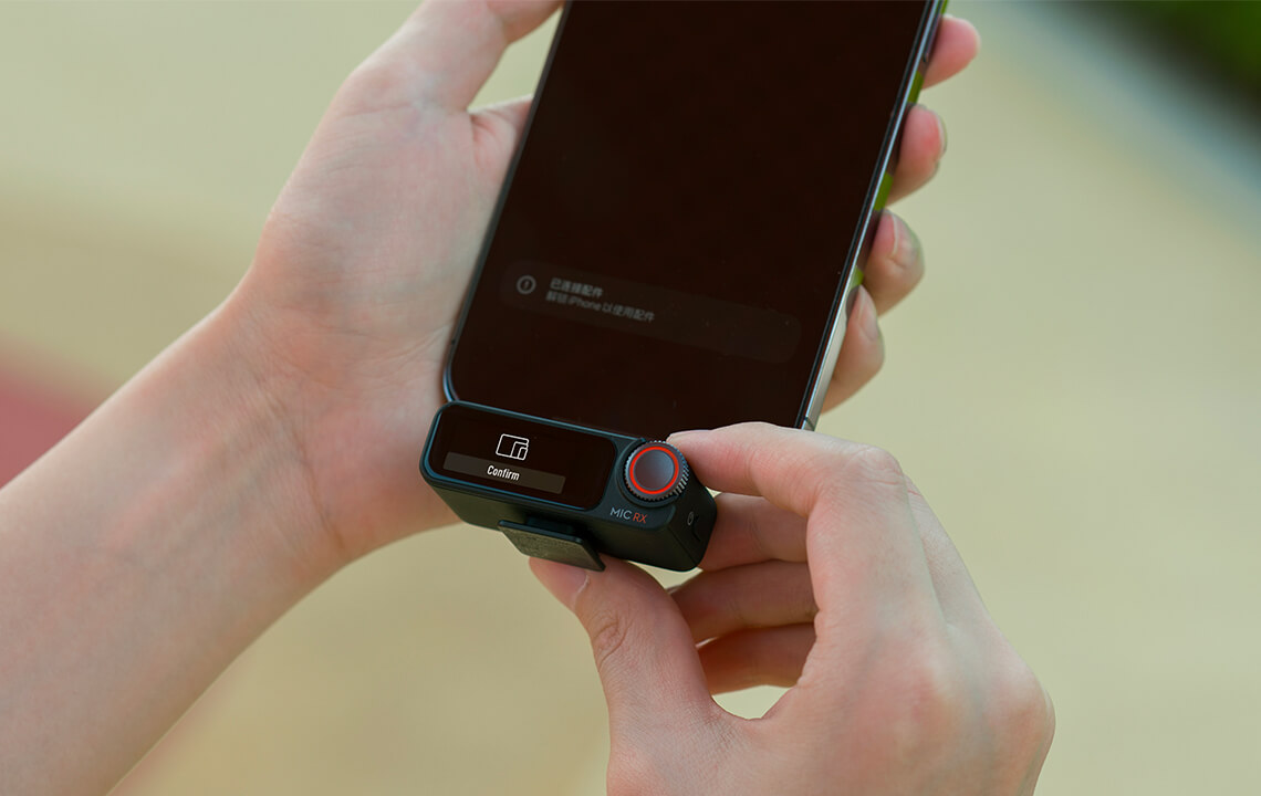 DJI Mic 2 connectés en USB-C sur un Iphone 